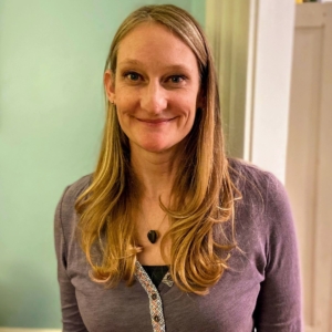 Andrea Picard, LCPC, ATR-BC, RPT, Counselor in Chicago, IL 60613