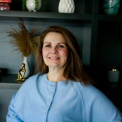 Jennifer Frank, Minnesota LPCC, Colorado LPC, Illinois LCPC, Licensed Professional Clinical Counselor in , Colorado 
